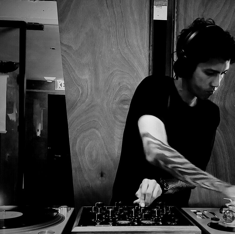 Raul Lee Bhaskaran at the decks